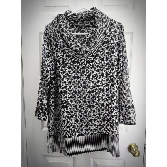 Gretchen Scott Tops - Gretchen Scott Black/White Geometric Cowl Neck  3/4 sleeve Tunic M